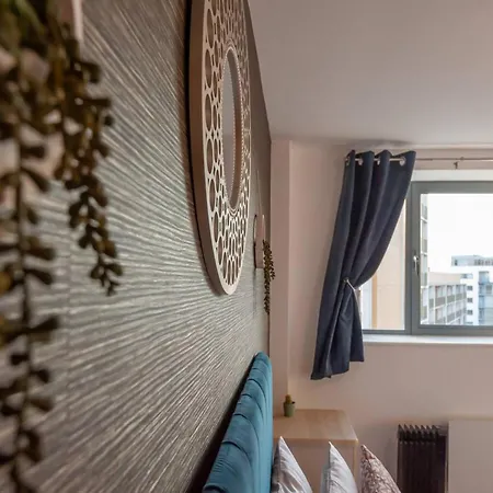 Pass The Keys Centre Retreat Close To Christmas Markets