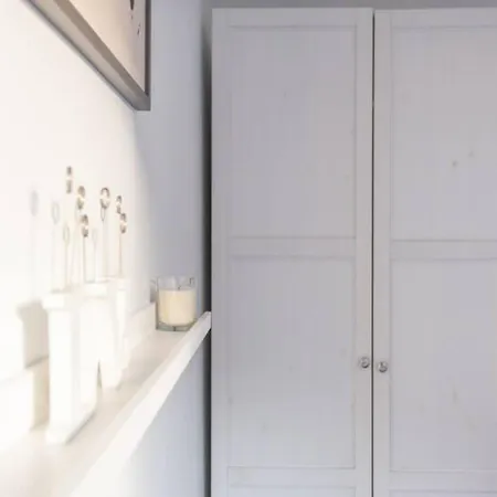 Pass The Keys Centre Retreat Close To Christmas Markets *