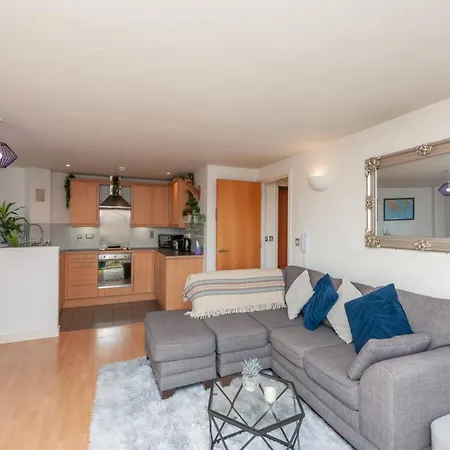 Pass The Keys Centre Retreat Close To Christmas Markets شقة ليدز